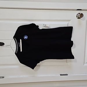 NWT Nautica V-neck T-shirt